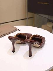 Bottega Veneta Women's Brown The Lido Leather Sandal - 5