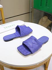 Bottega Veneta Women's Purple The Lido Intrecciato Leather Sandal - 4