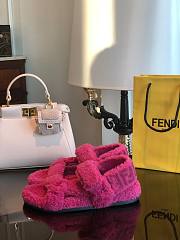 Fendi Feel Purple sheepskin sandals 8X8229AGETF1FZF - 3