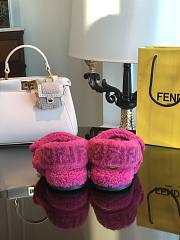 Fendi Feel Purple sheepskin sandals 8X8229AGETF1FZF - 4