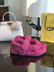 Fendi Feel Purple sheepskin sandals 8X8229AGETF1FZF - 2