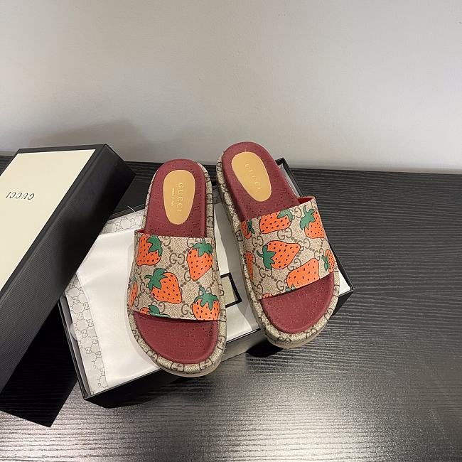 Gucci platform slide sandal 003 - 1