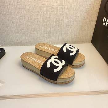 Chanel Slides 0002