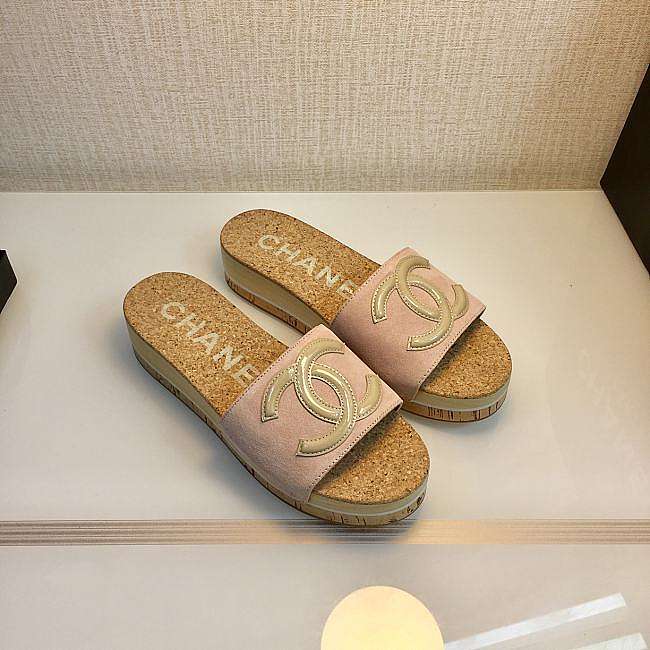 Chanel Slides 0006 - 1