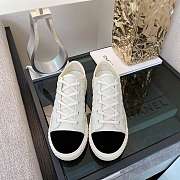 Chanel Sneaker 0015 - 3