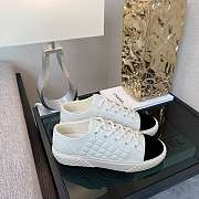 Chanel Sneaker 0015 - 4