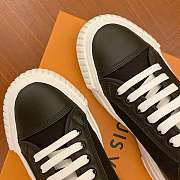 LOUIS VUITTON SNEAKER LOW LV05 - 2