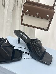 Brushed leather heeled Black slides 1XX590_055_F0002_F_065 - 4