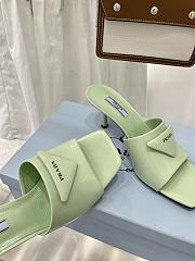 Brushed leather heeled green slides - 5