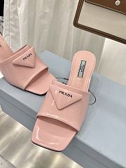 Brushed leather heeled pink slides 1XX590_055_F0236_F_065 - 3