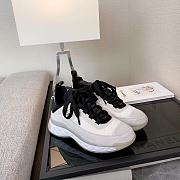 Chanel Sneaker 0051 - 1