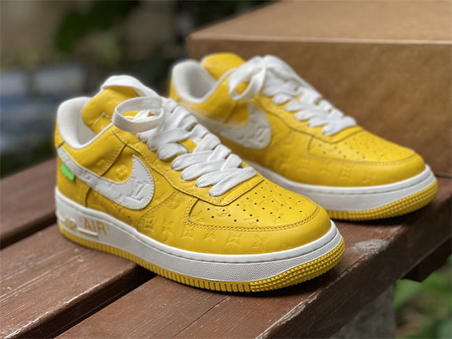 Louis Vuitton x Nike Air Force 1 Yellow - 1