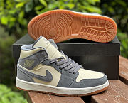 Air Jordan 1 Mid SE Coconut Milk Particle Grey DN4281-100 - 3