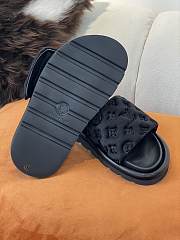 Louis Vuitton Pool Pillow Black Comfort Mules - 2