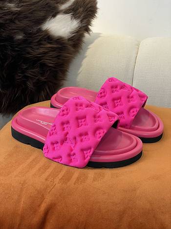 Louis Vuitton Pool Pillow Pink Comfort Mules