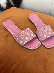 Louis Vuitton Slides in Pink - 4