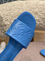 Louis Vuitton Slides 0006 - 2