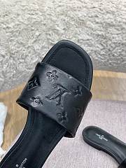 Louis Vuitton Slides 0010 - 5