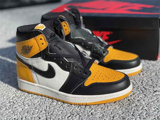 Air Jordan 1 High OG “Yellow Toe” 555088-711 - 1