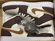 Air Jordan 1 Mid SE Brown Basalt Oatmeal (W) DO6699-200 - 6