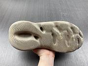 Adidas Yeezy Foam RNNR Stone Sage GX4472 - 4