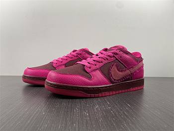 Nike Dunk Low Valentine's Day (2022) DQ9324-600