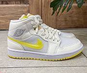 Air Jordan 1 Mid SE Voltage Yellow (W) DB2822-107 - 1