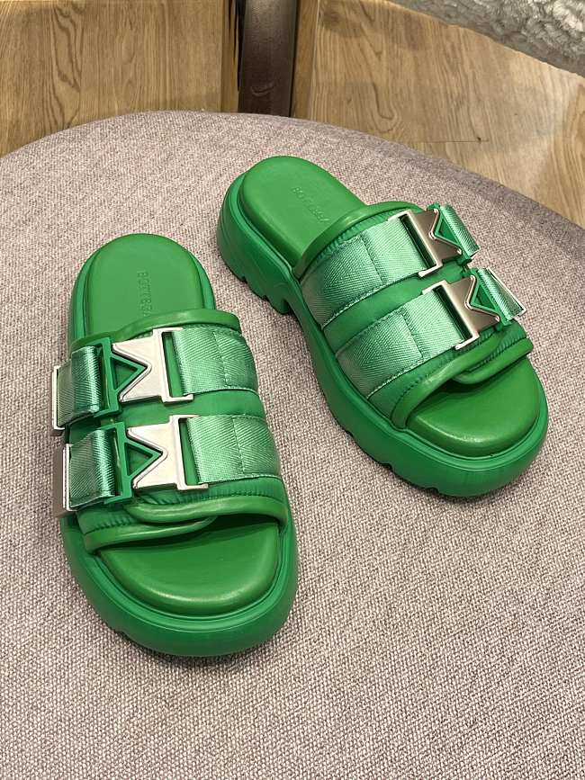 Bottega Veneta Padded technical fabric sandals Green 690034V0DS23730 - 1