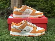 Nike Dunk Low AS Safari Swoosh Kumquat DR0156-800 - 3