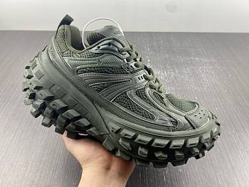 Balenciaga Defender Green 685613W2RA63000