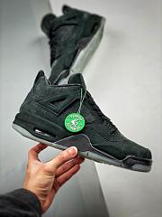 Air Jordan 4 Retro Kaws Black 930155-001 - 1