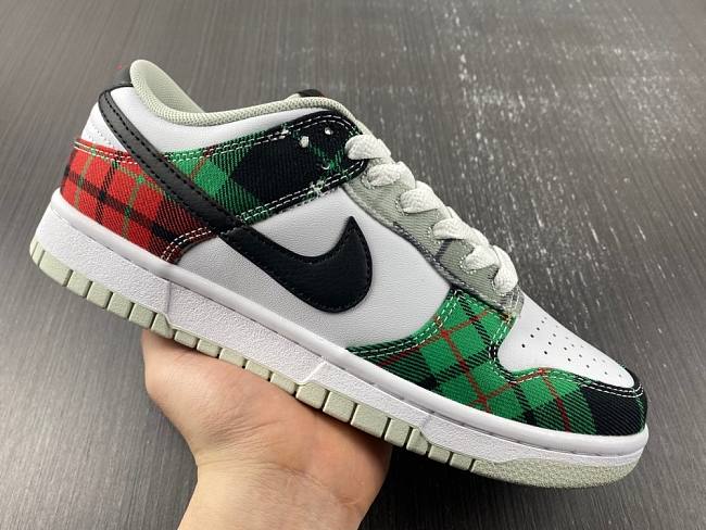 Nike Dunk Low Tartan Plaid DV0827-100 - 1