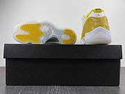 Air Jordan 11 Low WMNS “Yellow Snakeskin” AH7860-107 - 4