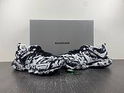 Balenciaga Track Graffiti Black White 542023W3RRA1090 - 2