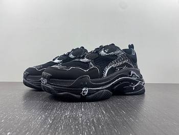 Balenciaga Track 2.0 Black W2FW6 0102