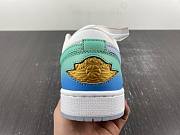 Air Jordan 1 Low SE (Women) FN8899-131 - 5