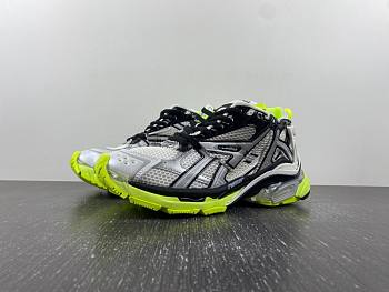 BALENCIAGA -Runner 677403 W3RBP 1093