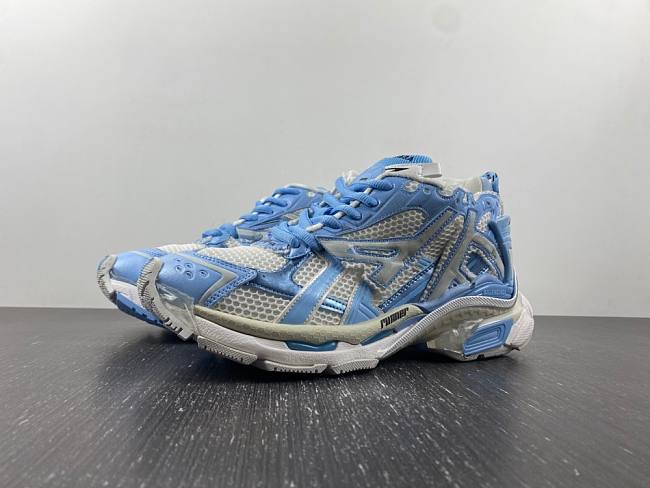 Balenciaga Runner Light Blue 677403 W3RB2 9744 - 1