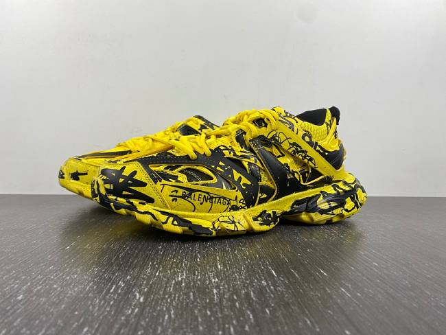 BALENCIAGA TRACK GRAFFITI SNEAKER IN YELLOW 542023W3RRA7810 - 1