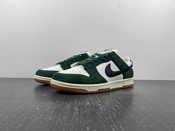 Nike Dunk Low WMNS ‘Green Snake’ FQ8893-397