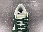 Nike Dunk Low WMNS ‘Green Snake’ FQ8893-397 - 3