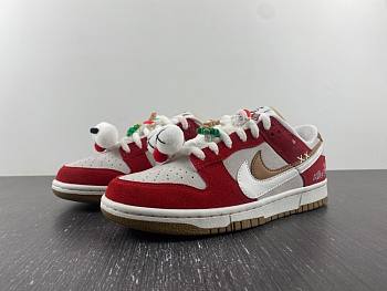 Nike Dunk Low ‘Christmas’ Red White 1675861396