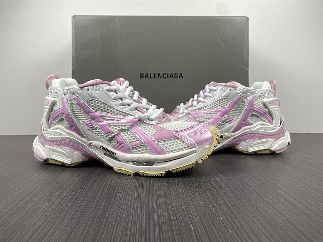 Balenciaga Runner Pink White 677403W3RB39059 - 1