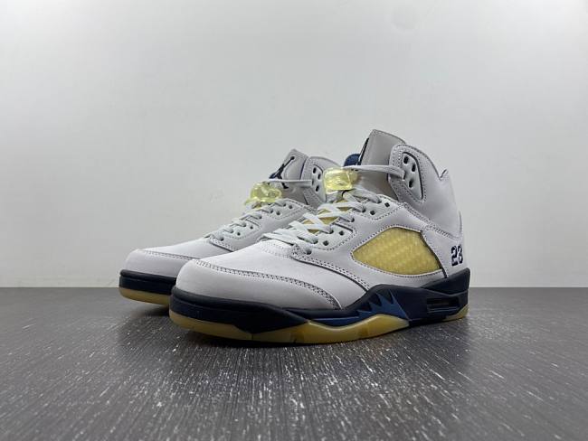 Jordan 5 Retro A Ma Maniére Dawn (Women's) FZ5758-004 - 1