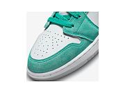 Air Jordan 1 Low SE New Emerald DN3705-301 - 3