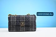 Chanel Classic Flap Bag in Tweed A01112 - 1