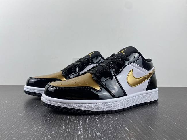 Air Jordan 1 Low SE Gold Toe (GS) DR6970-071 - 1