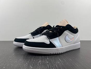 Air Jordan 1 Low Pearl White Black Orange DN1635-102