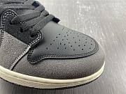 Air Jordan 1 Low SE 