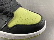 Air Jordan 1 Low Snakeskin Vivid Green (Women's) DX4446-301 - 3